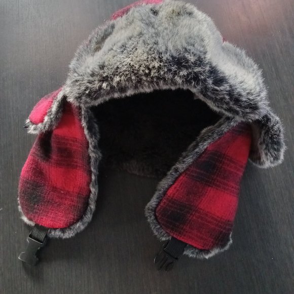 Winter Hats - Picture 2 of 4